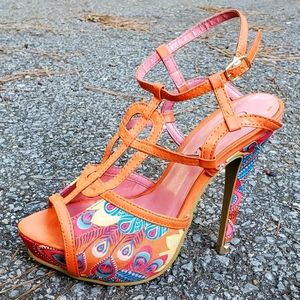 Wild Rose Size 6 Orange heels